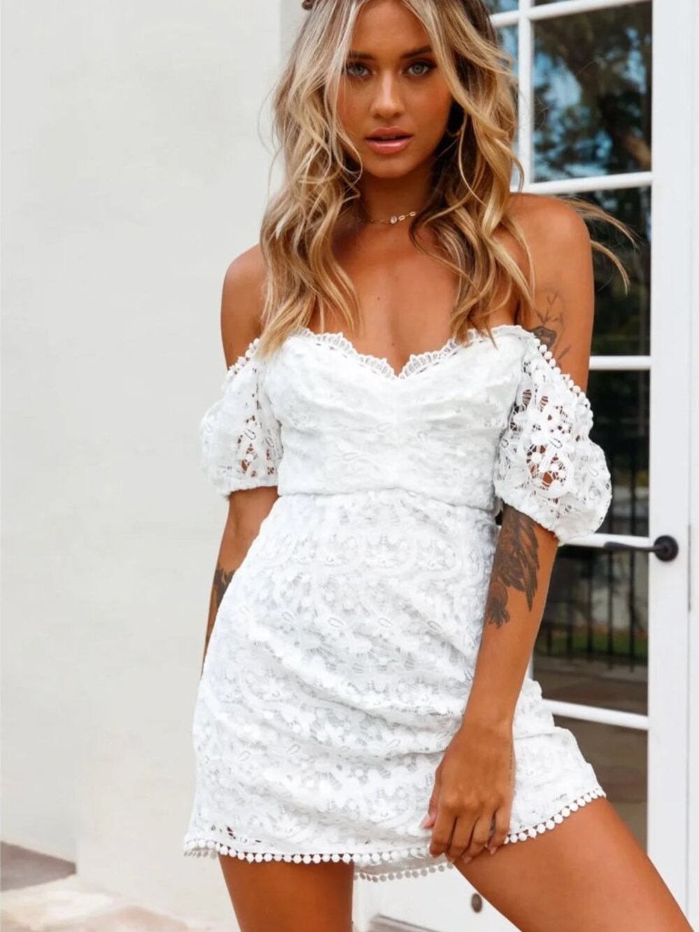 White Puff Sleeve Lace Overlay Dress | Great Condition | Women's Size Small